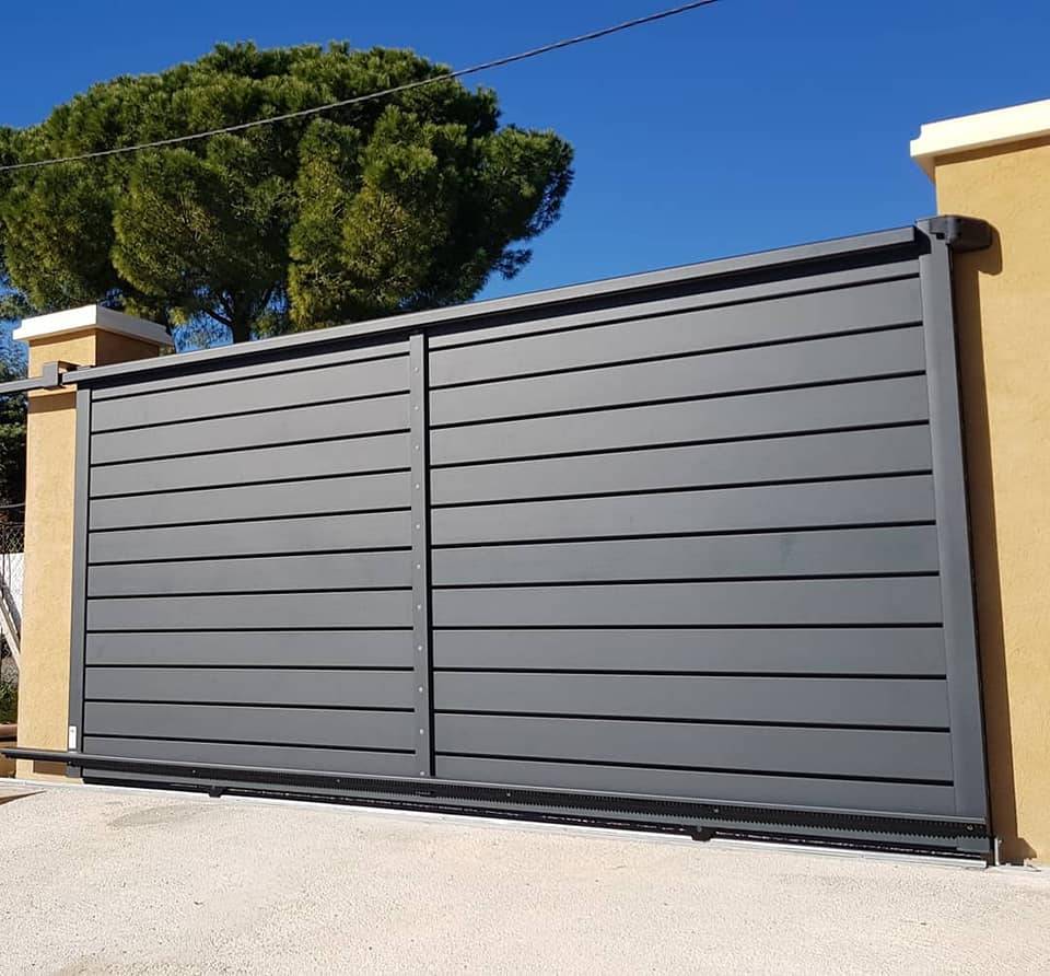 portail coulissant aluminium
